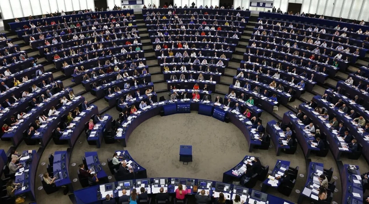 To Ευρωπαϊκό Κοινοβούλιο ξεκινά τη διαδικασία επιβεβαίωσης υποψηφιοτήτων των επιτρόπων