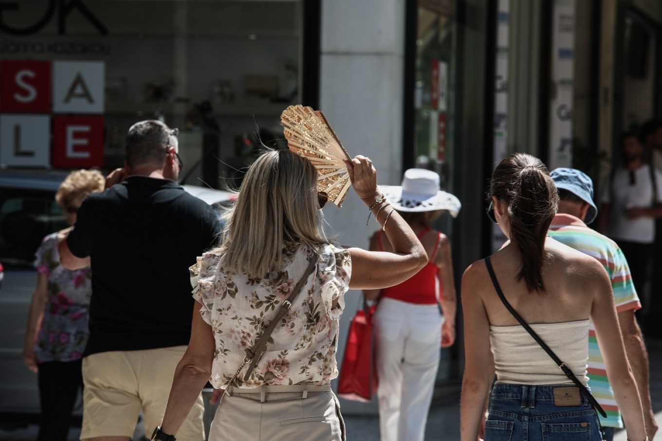 Καιρός: Έρχεται καλοκαιρινό Σαββατοκύριακο και από Δευτέρα βροχές και κρύο - Η πρόγνωση Κολυδά
