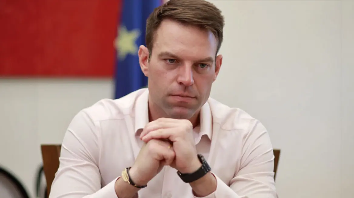 Ο Κασσελάκης αφαίρεσε το πληρεξούσιο που είχε δώσει στον γενικό διευθυντή του ΣΥΡΙΖΑ Χρήστο Μαυροκεφαλίδη