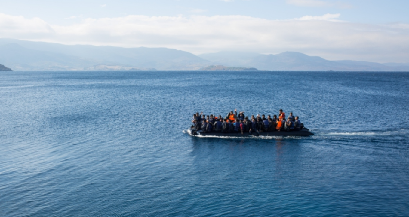 Νέα τραγωδία στη Μεσόγειο: 12 νεκροί - μεταξύ τους τρία παιδιά - από ναυάγιο στα ανοιχτά της Τυνησίας