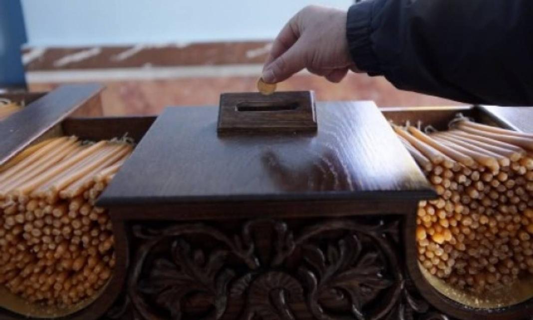 Ανήλικος μπήκε σε παρεκκλήσι και έκλεψε τα λεφτά από το παγκάρι