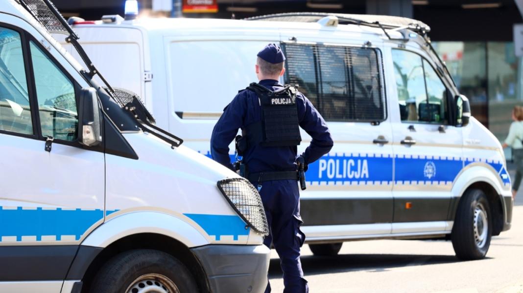 Πολωνία: Γυναίκα έμεινε φυλακισμένη σε αχυρώνα ως «σκλάβα του σεξ» ενός 35χρονου - Την κακοποιούσε και την βίαζε
