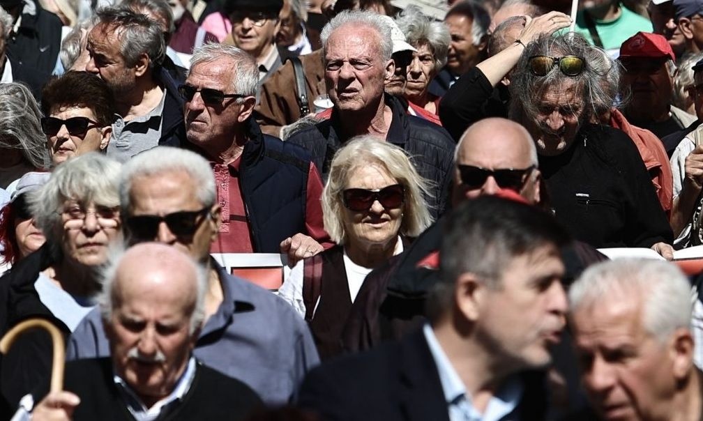 Συντάξεις Νοεμβρίου: Πότε πληρώνονται οι συνταξιούχοι