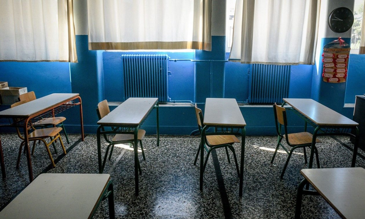 Έπεσαν σοβάδες σε σχολείο την ώρα του μαθήματος – Παρέμβαση εισαγγελέα