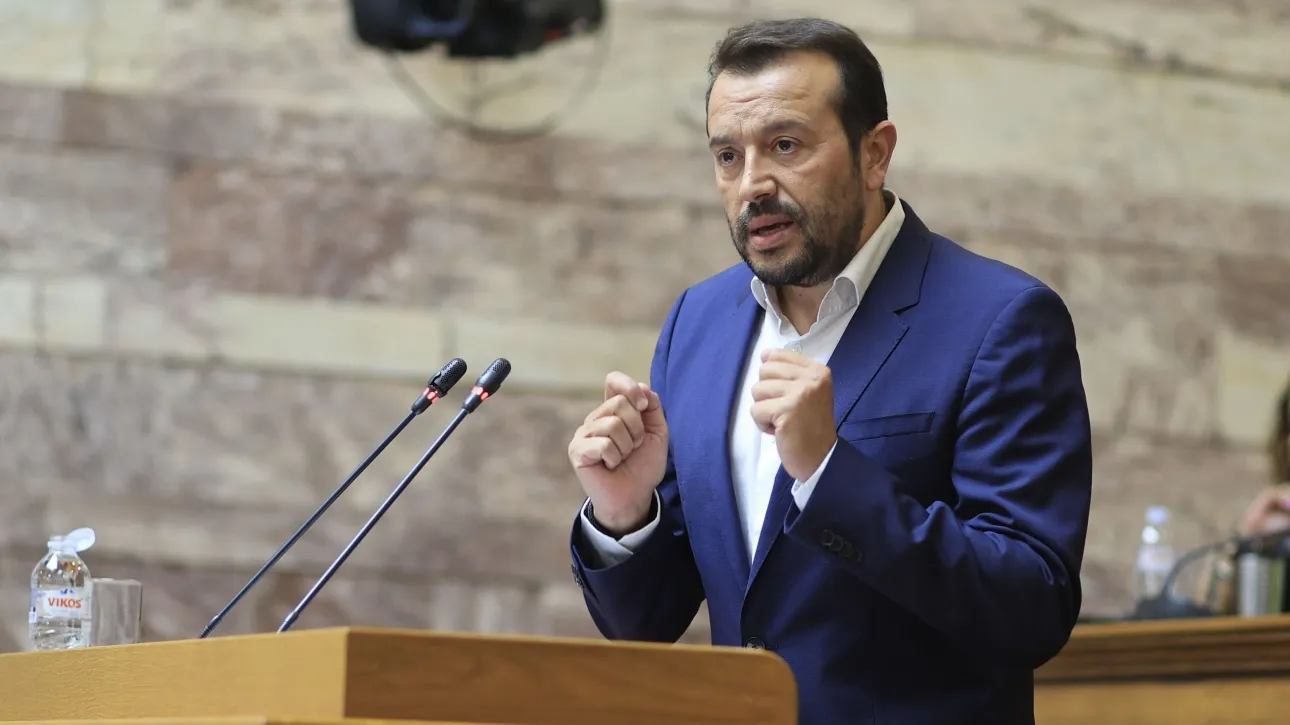 Παππάς κατά Μητσοτάκη: Παριστάνει τον συναινετικό για να εξαπολύσει επίθεση στην αντιπολίτευση