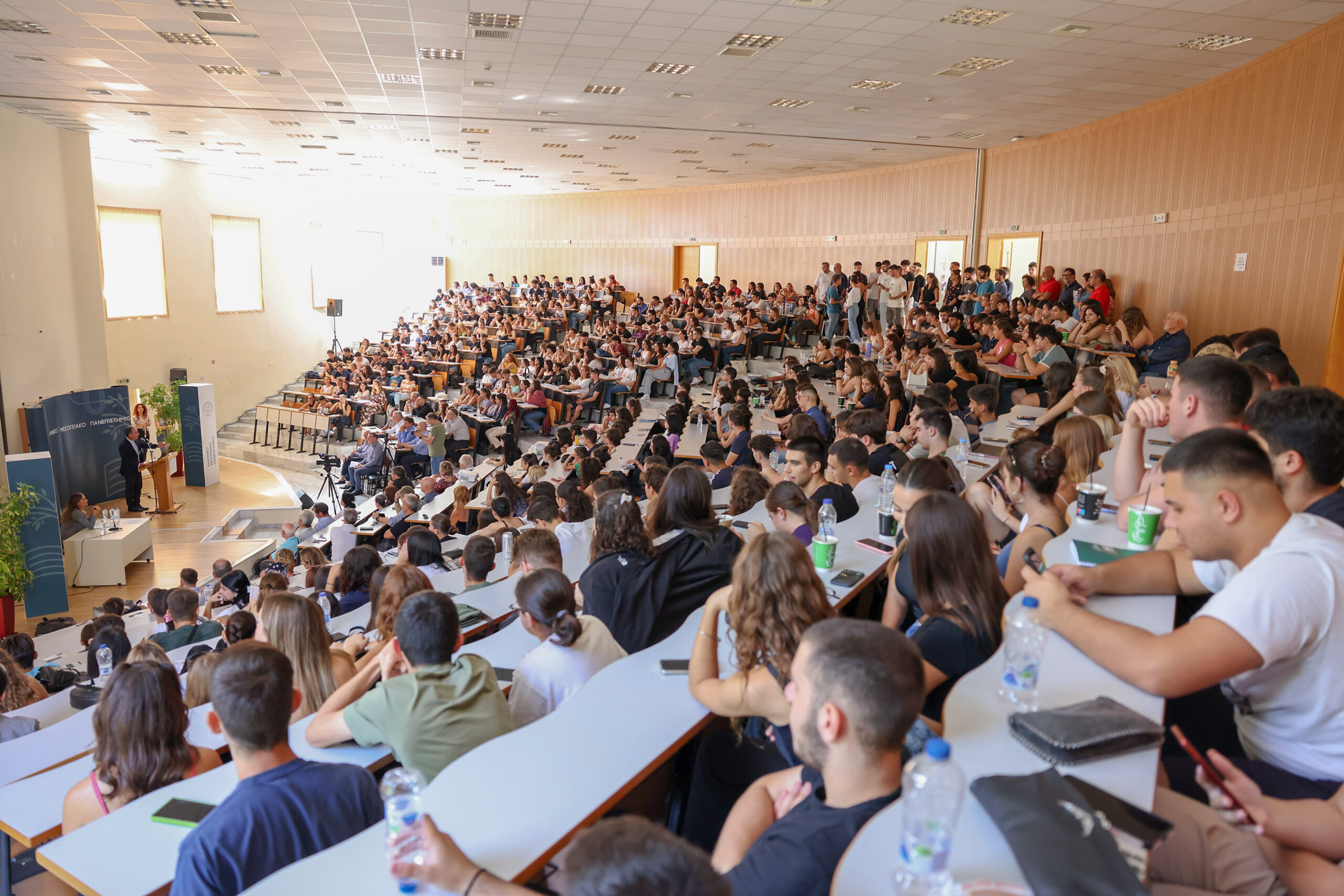 Μεγάλη συμμετοχή και ενθουσιασμός στην εκδήλωση υποδοχής των πρωτοετών φοιτητών του ΕΛΜΕΠΑ