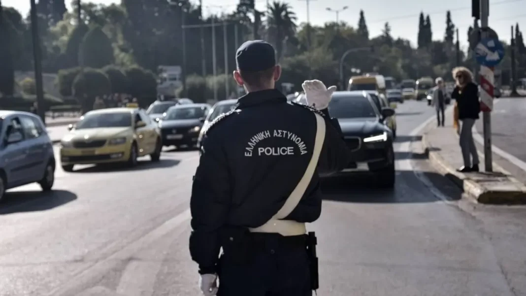 Αυξημένα μέτρα της Τροχαίας για τον εορτασμό της 28ης Οκτωβρίου