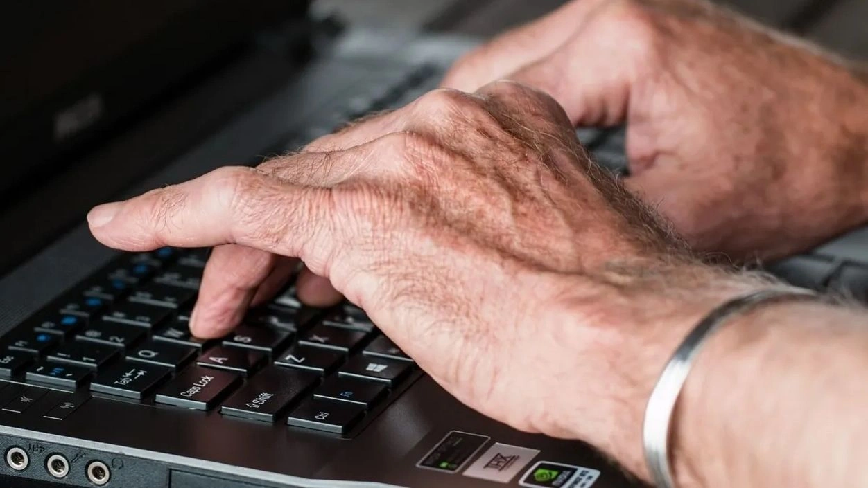 Ποιοι εργαζόμενοι συνταξιούχοι μπορούν να θεμελιώσουν δικαίωμα προσαύξησης