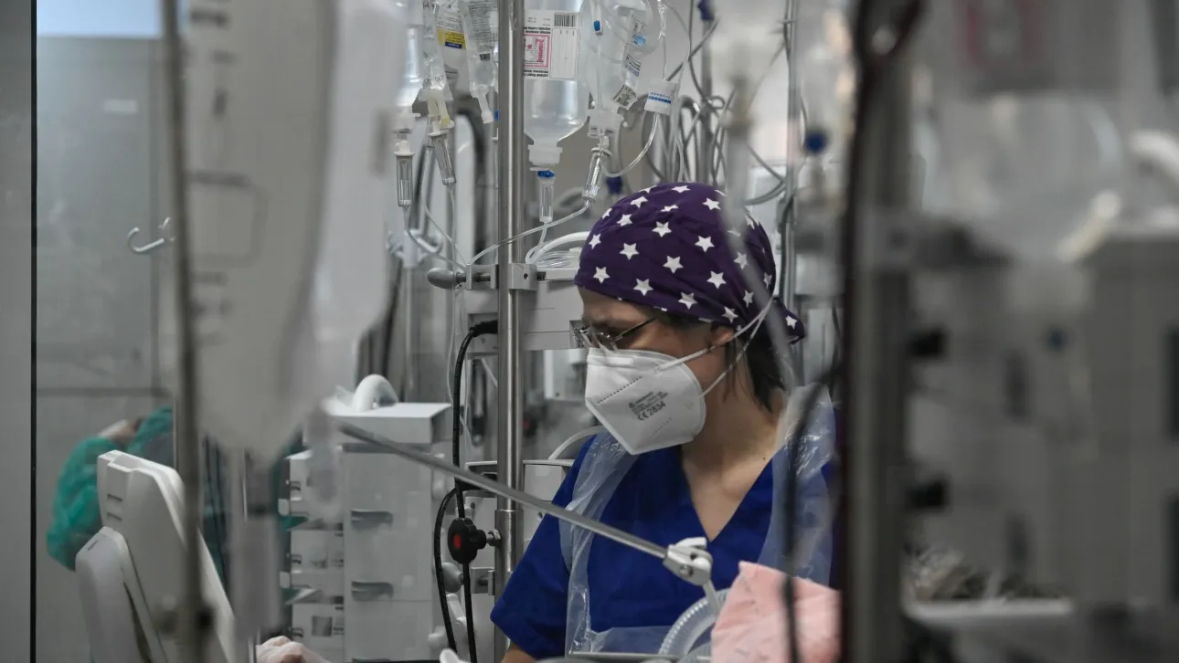 Δεκαοκτάχρονος τραυμάτισε σοβαρά ηλικιωμένη για τη σειρά στο ΑΤΜ