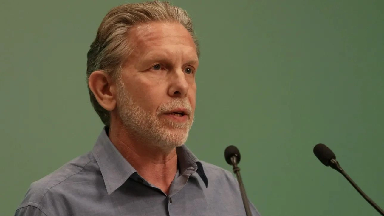 Χειρουργείο στις φωνητικές χορδές για τον Παύλο Γερουλάνο: Σε αφωνία για 10 μέρες