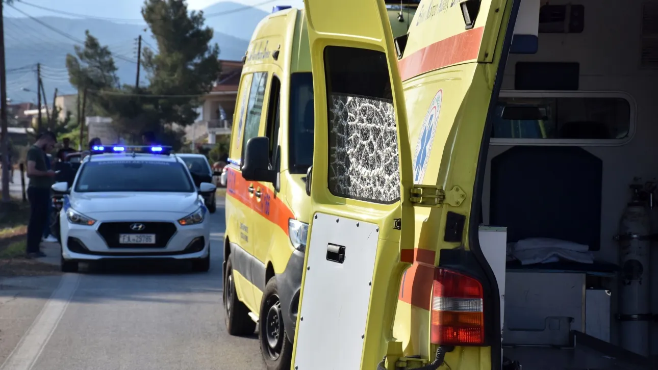 Φορτηγό συγκρούστηκε με ΙΧ- Δύο τραυματίες