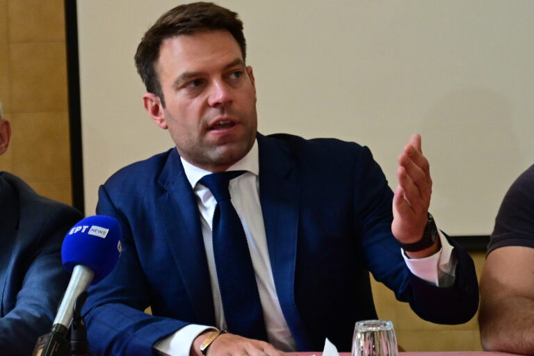 Γραφείο Στ. Κασσελάκη: «Παράνομη» η συμμετοχή του κ. Βερναρδάκη στην ψηφοφορία για τη μομφή