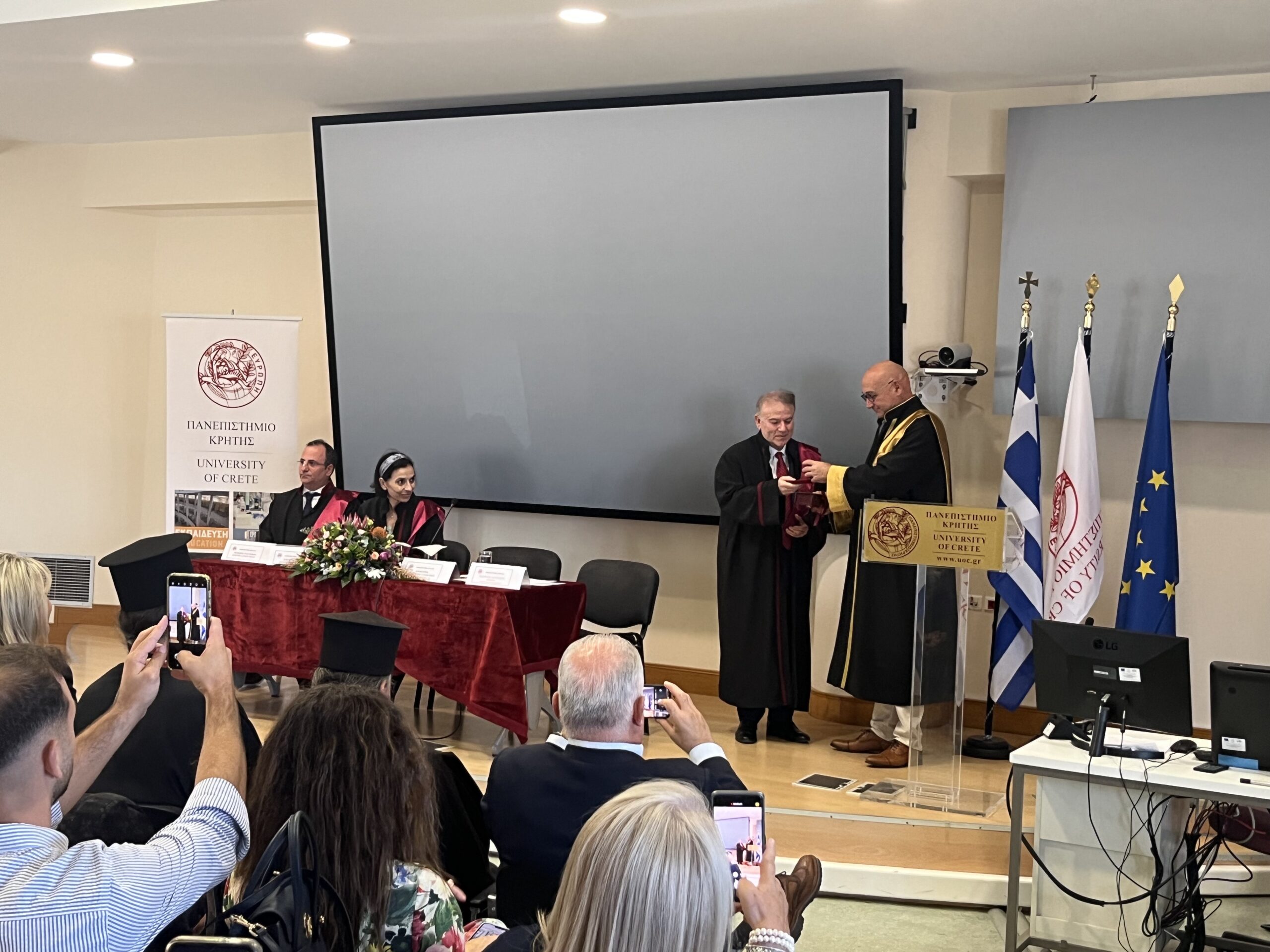 Ο διακεκριμένος καθηγητής Παναγιώτης Γιαννούδης αναγορεύτηκε επίτιμος διδάκτορας της Ιατρικής Σχολής του Πανεπιστημίου Κρήτης