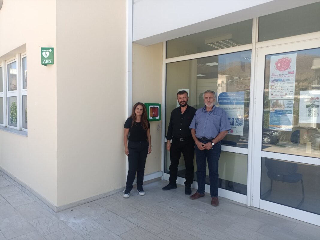 IMG_6118 Τοποθέτηση απινιδωτών σε κεντρικά σημεία του Δήμου Γόρτυνας