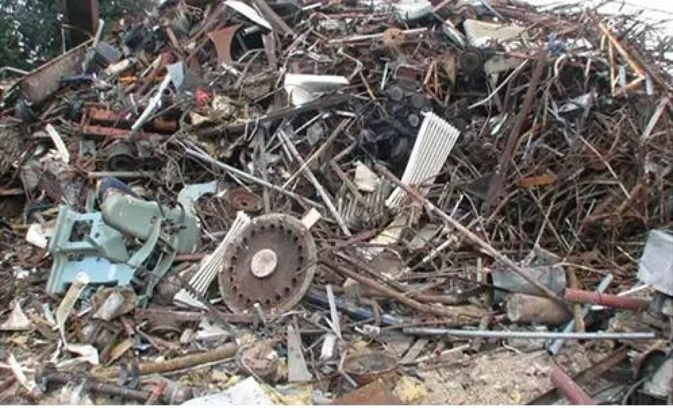 Ξήλωσαν σωλήνες του οργανισμού άρδευσης