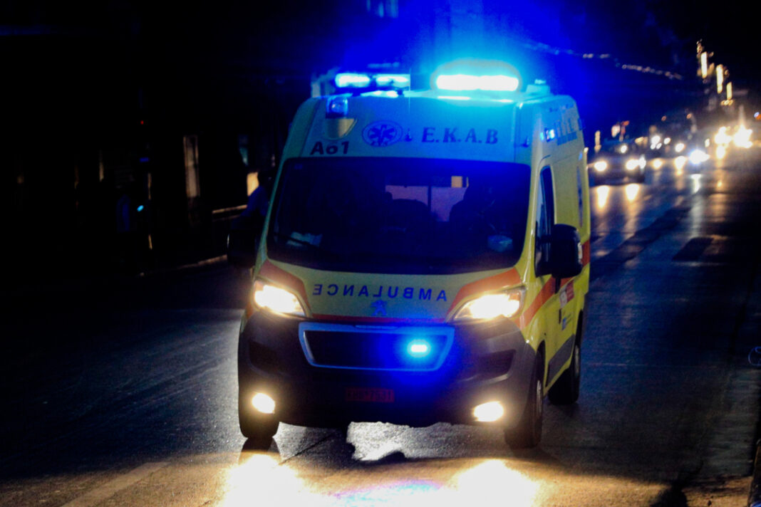 Σε σοβαρή κατάσταση 63χρονος έπειτα από την πτώση του από τη στέγη του σπιτιού του