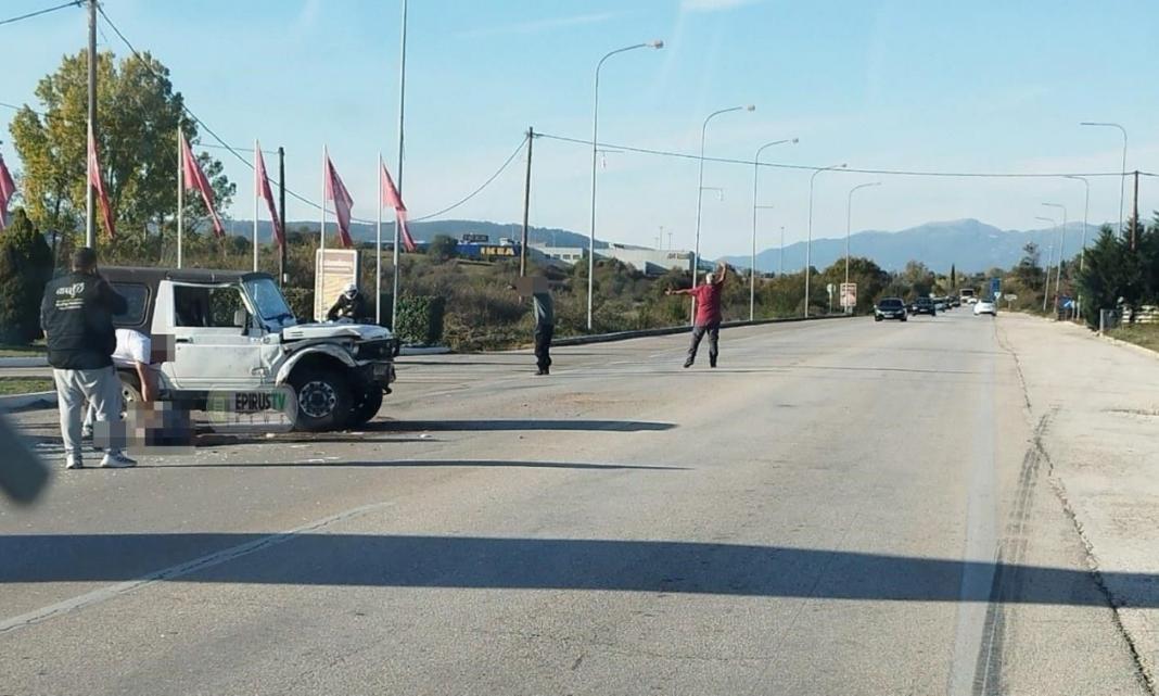 Ένας νεκρός και δύο τραυματίες μετά από σφοδρή σύγκρουση