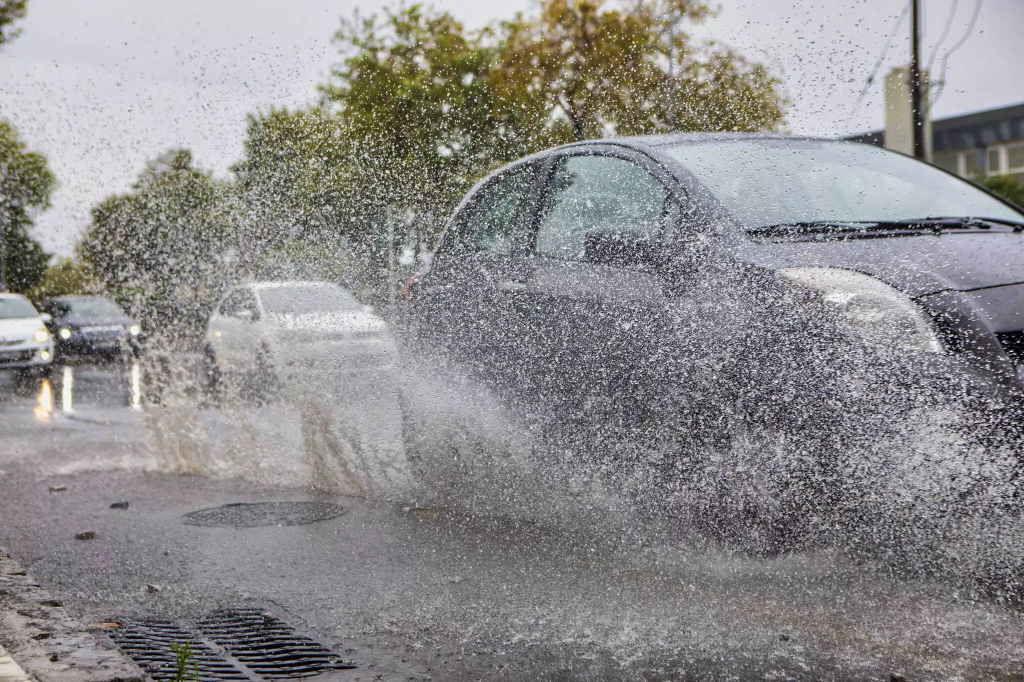 Καιρός αύριο: Τοπικές βροχές με θερμοκρασίες έως 25 βαθμούς και ανέμους 8 μποφόρ στο Αιγαίο