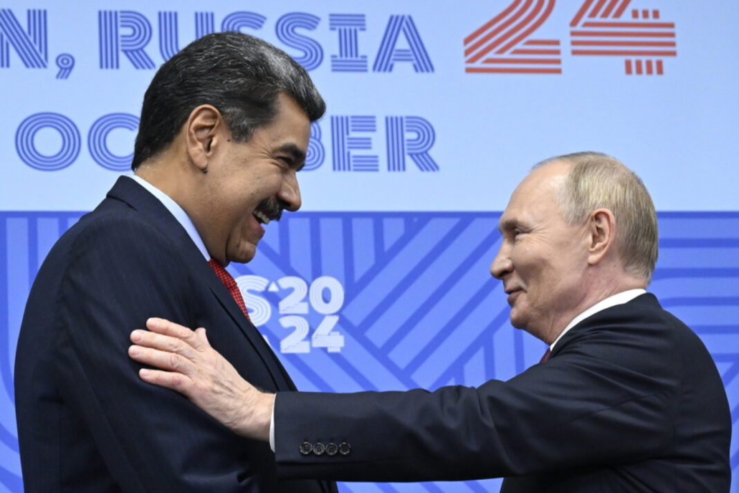 maduro__putin Ρωσία- BRICS: Ο Μαδούρο εκφράζει τον θαυμασμό του για τη Ρωσία και τον «αγώνα της κατά του ναζισμού»
