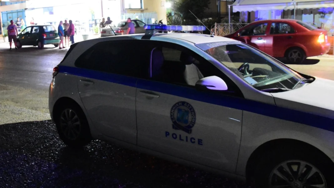 10 άτομα επιτέθηκαν σε 21χρονο και τον τραυμάτισαν με κατσαβίδι