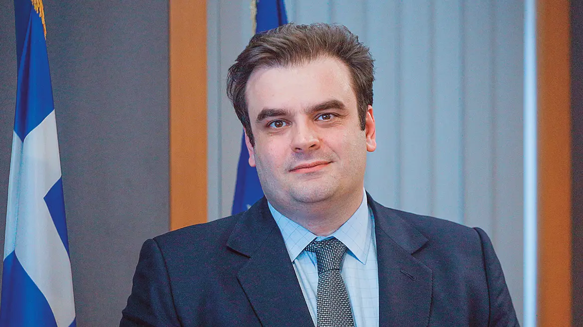 Πιερρακάκης: Θα εφαρμοστεί ο νόμος για τους αιώνιους φοιτητές – Πάνω από 6.000 αποβολές σε μαθητές για κινητά