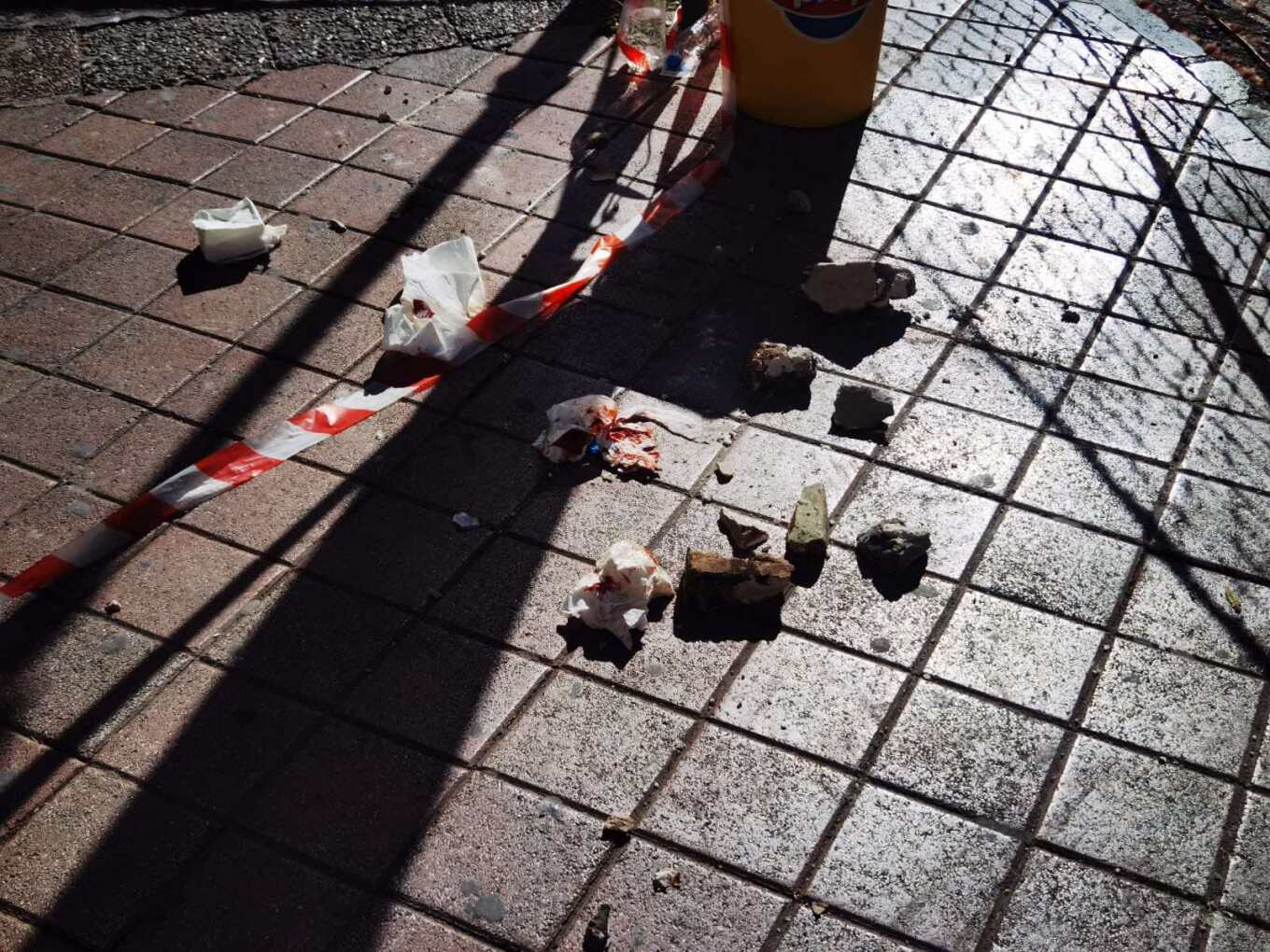 «Από ό,τι καταλάβαμε είναι από την Κρήτη» – Χειρουργήθηκε η 15χρονη που της έπεσε σοβάς στο κεφάλι