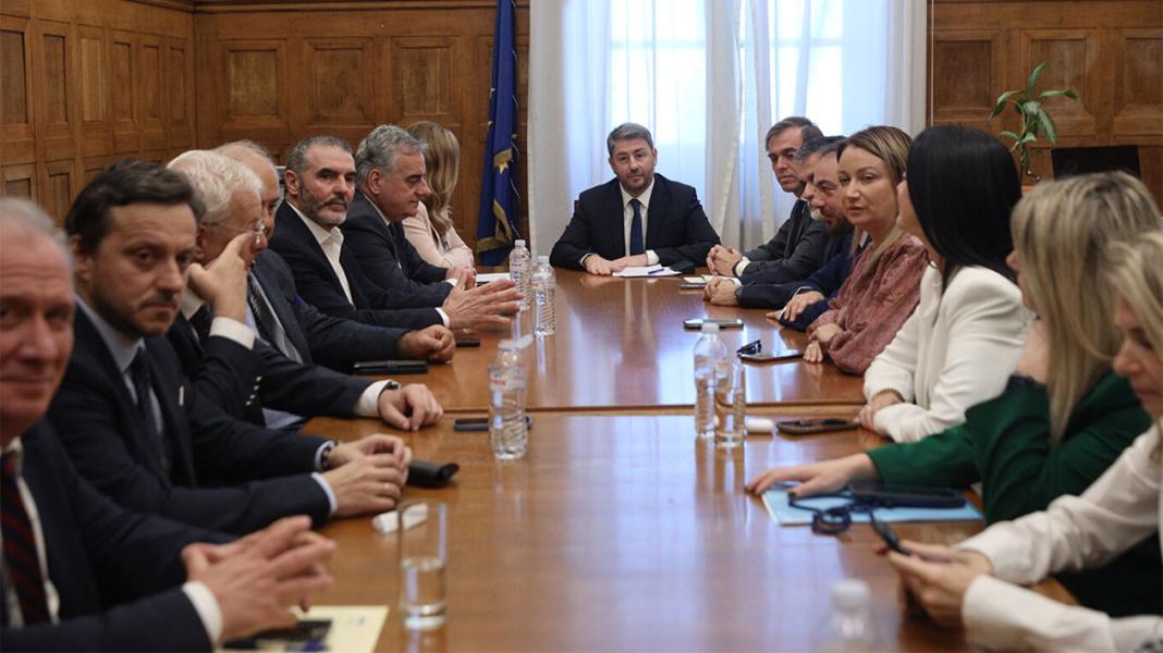 Συνεδρίασε η ΚΟ του ΠΑΣΟΚ – Ο Δημήτρης Μπιάγκης εκλέχθηκε στη θέση του γραμματέα