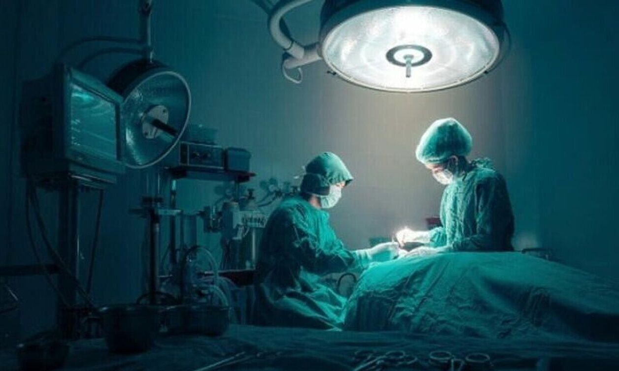Αφαίρεσε 13 όργανα από το σώμα της μετά από τροφική δηλητηρίαση