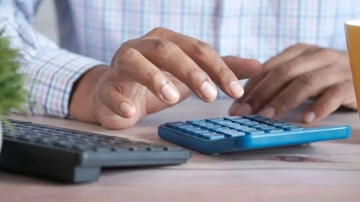 Ρύθμιση χρεών προς τους δήμους: Αρχίζουν οι αιτήσεις – Δυνατότητα για έως 60 δόσεις