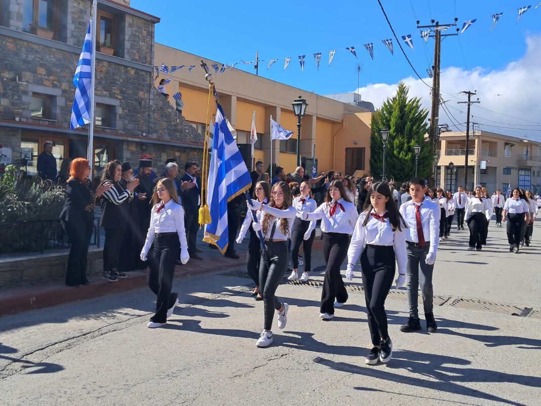 Λαμπρός ο εορτασμός της εθνικής επετείου της 28ης Οκτωβρίου στο Οροπέδιο Λασιθίου