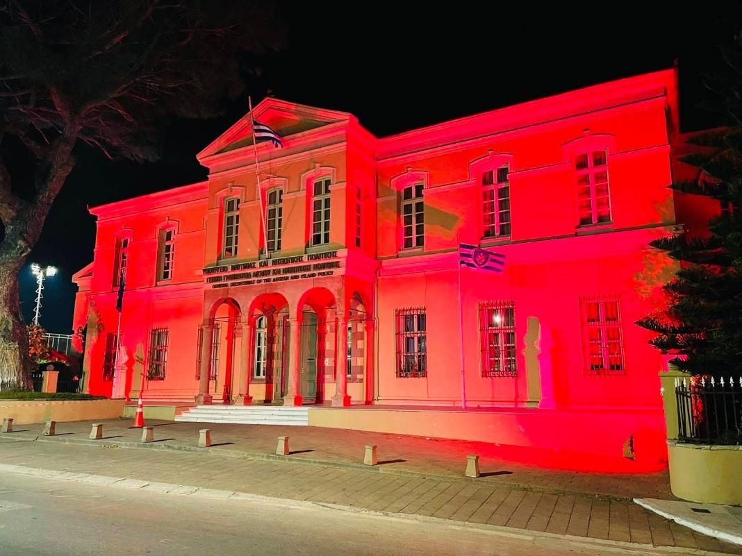 Στέφανος Γκίκας: «Η Φωταγώγηση του Κτηρίου μας, Αποτελεί Ελάχιστο Φόρο Τιμής για τις Γυναίκες που ήρθαν Αντιμέτωπες με τον Καρκίνο του Μαστού»