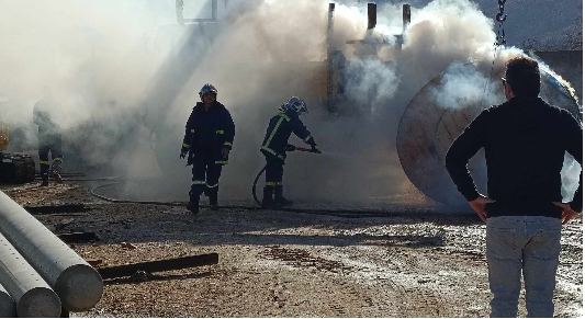 Kρήτη: Φωτιά σε αποθήκη ξυλείας – Μεγάλη κινητοποίηση της Πυροσβεστικής