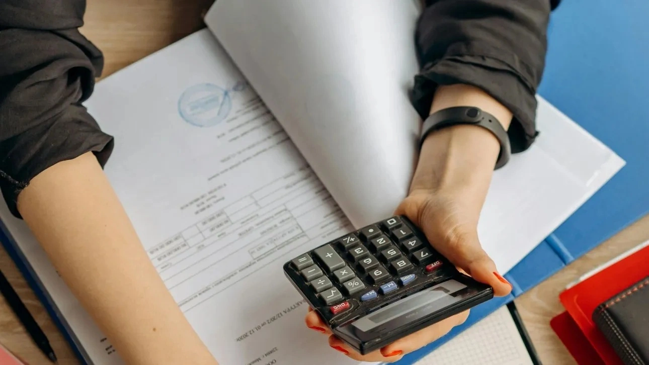 Πόθεν Έσχες: Σε λειτουργία η νέα πλατφόρμα υποβολής δηλώσεων – Τι να προσέξετε