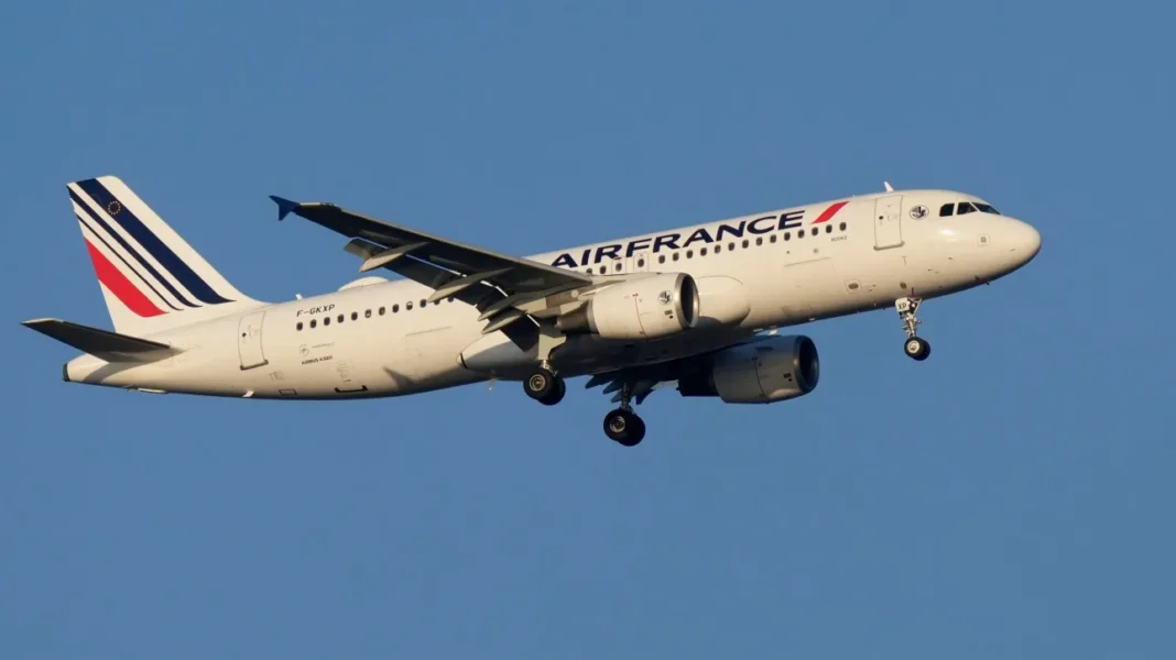 Air France: Αναστέλλονται προληπτικά οι πτήσεις πάνω από την Ερυθρά Θάλασσα
