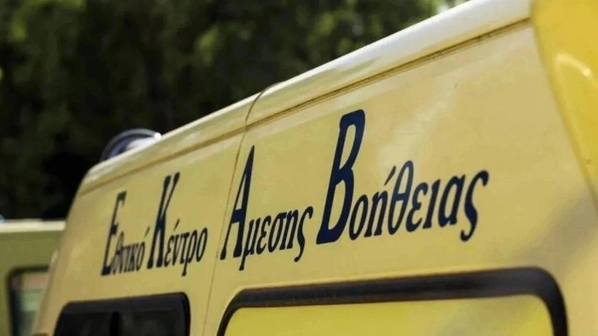 Tροχαίο ατύχημα με τραυματία 97χρονο οδηγό
