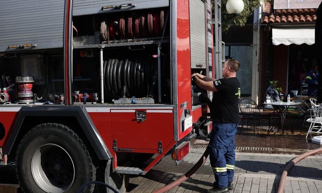 Σε ετοιμότητα η Πυροσβεστική για την επιδείνωση του καιρού – Τι πρέπει να προσέχουν οι πολίτες