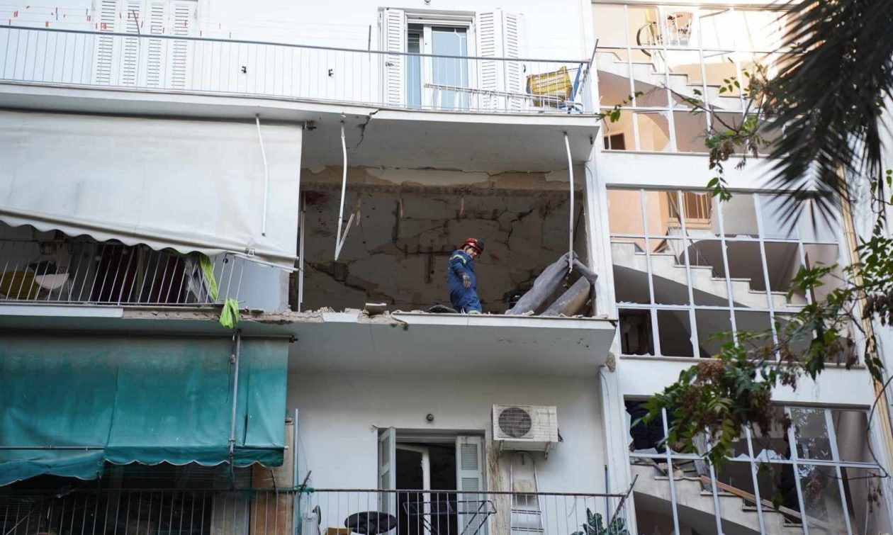 Αμπελόκηποι: Τι εξετάζει η Αντιτρομοκρατική – Τους συνδέουν με την έκρηξη στο Υπουργείο Εργασίας