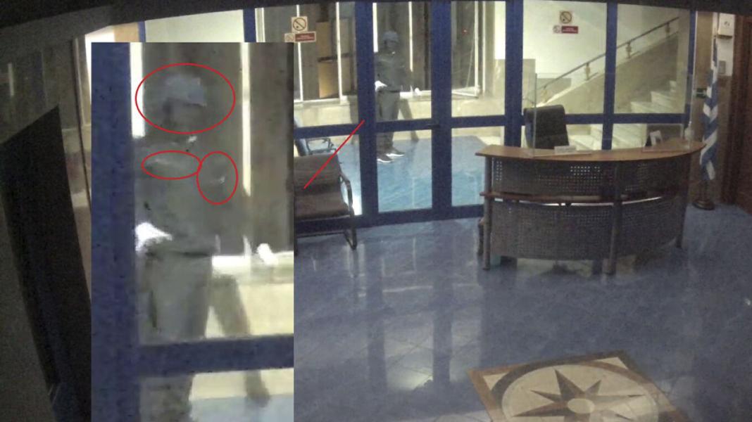 Οι φωτογραφίες που «πρόδωσαν» τη συμμορία που έκλεβε λάπτοπ και οθόνες υπολογιστών από υπουργεία