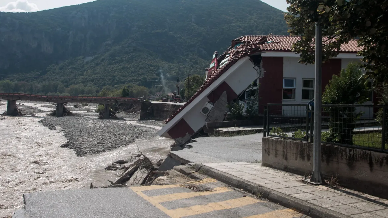 «Καμπανάκι» και για την Ελλάδα οι πλημμύρες στη Βαλένθια – Ποιες περιοχές κινδυνεύουν