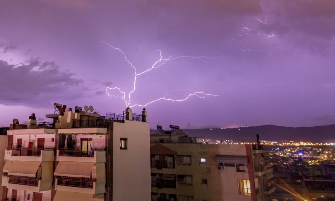 Καιρός: Ψυχρή λίμνη «καταπίνει» την Ελλάδα σε λίγες ημέρες – Τι θα φέρει