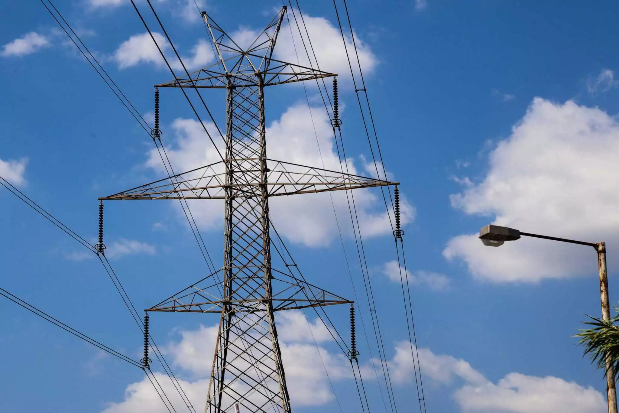 Σοβαρή βλάβη αφήνει χωρίς ρεύμα περιοχές των Χανίων