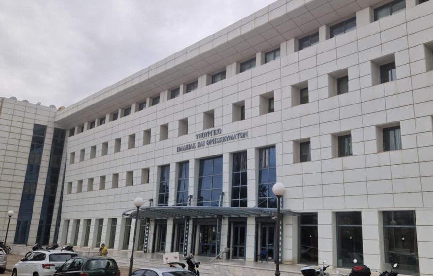 Παύλος Μπαριτάκης: Συνεχίζεται ο αγώνας για τον επαναχαρακτηρισμό των σχολείων της Βιάννου ως δυσπρόσιτων