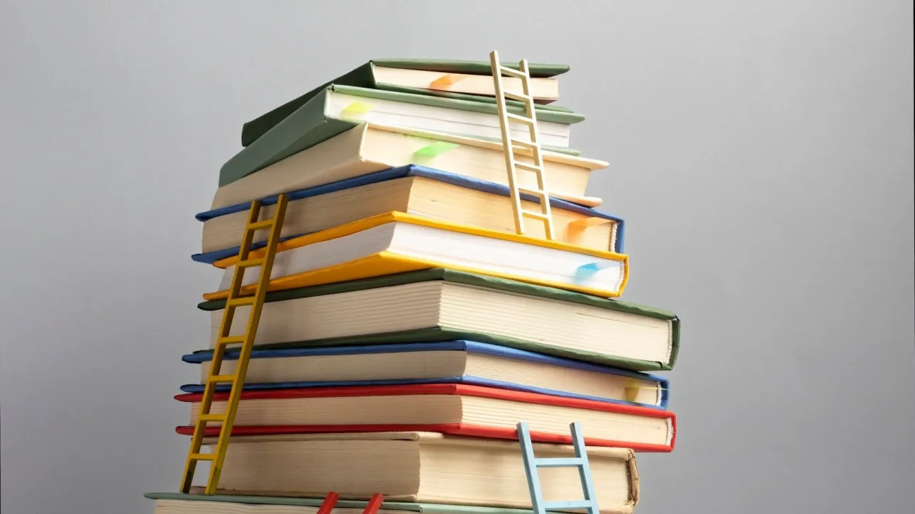 Αυτά τα βιβλία προτείνεται να «μπουν» στα ελληνικά σχολεία για το επόμενο σχολικό έτος