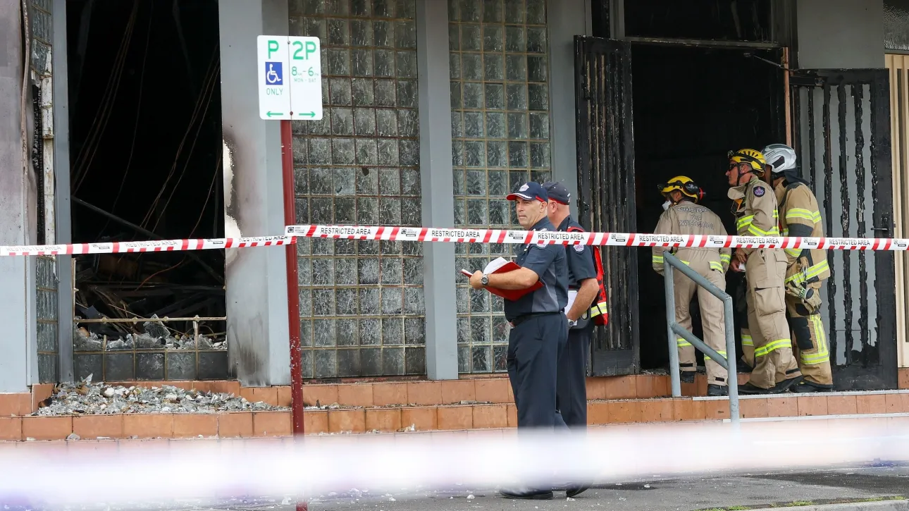 Εμπρησμός σε εβραϊκή συναγωγή στην Αυστραλία – Ανθρωποκυνηγητό για τον εντοπισμό των δραστών