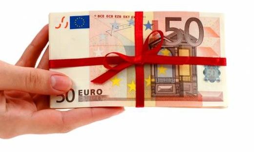 Δώρο Χριστουγέννων και Επιταγή Ακρίβειας: Μέχρι πότε οι αιτήσεις – Πότε ξεκινούν οι πληρωμές