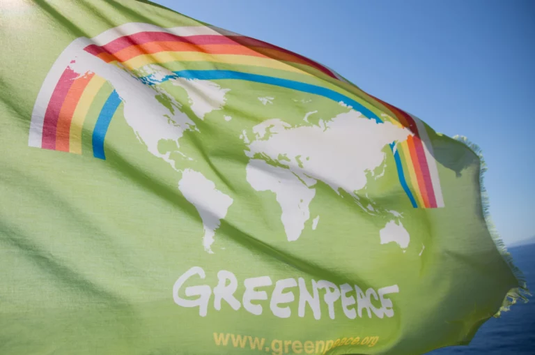 Greenpeace: Διαπραγματεύσεις για την Παγκόσμια Συνθήκη πλαστικών – Αδιέξοδο χωρίς συμφωνία