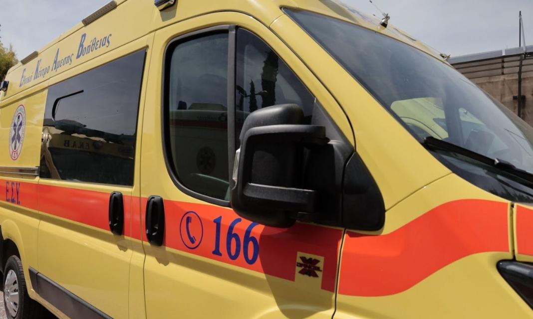 Έπεσε από τη σκάλα και έχασε τη ζωή του