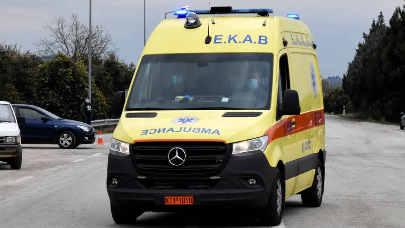 Τροχαίο ατύχημα με δύο τραυματίες