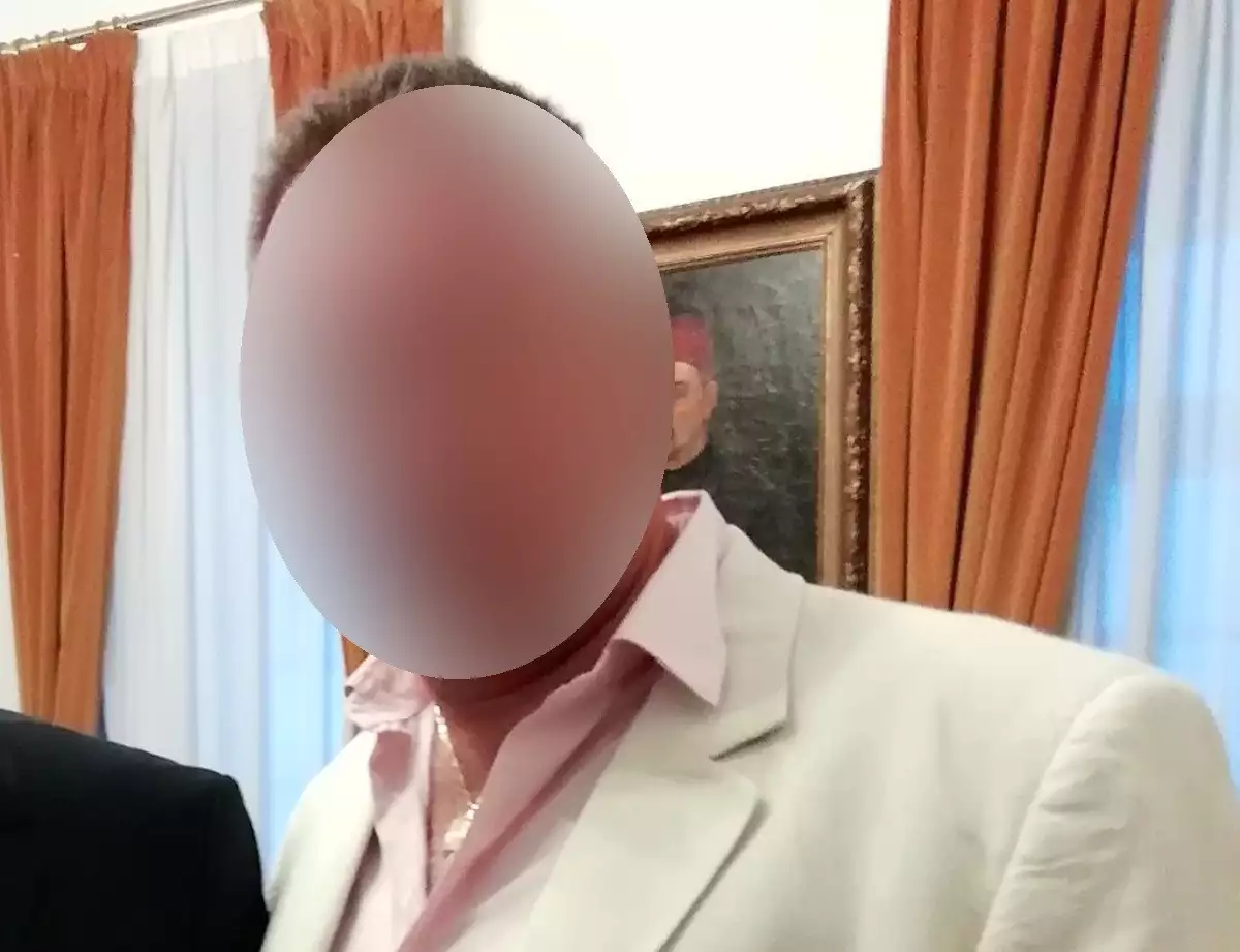 Ουλές και καψίματα από τσιγάρα στα σώματα της 12χρονης και της συζύγου του αστυνομικού της Βουλής – Τι είδε ο ιατροδικαστής