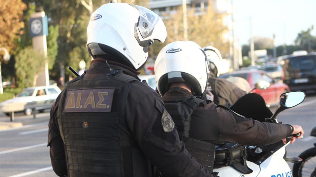 «Ταρίφα» έως και €20.000 για να εγκρίνουν παράνομες κατασκευές – Ο τιμοκατάλογος του κυκλώματος πολεοδόμων